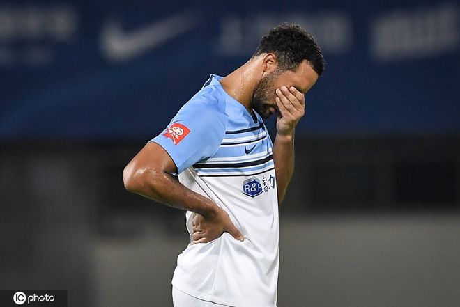 南宫体育 -国王杯清晨走向成谜；埃因霍温更衣室发声；信心回归；赛程密集仍需轮换 