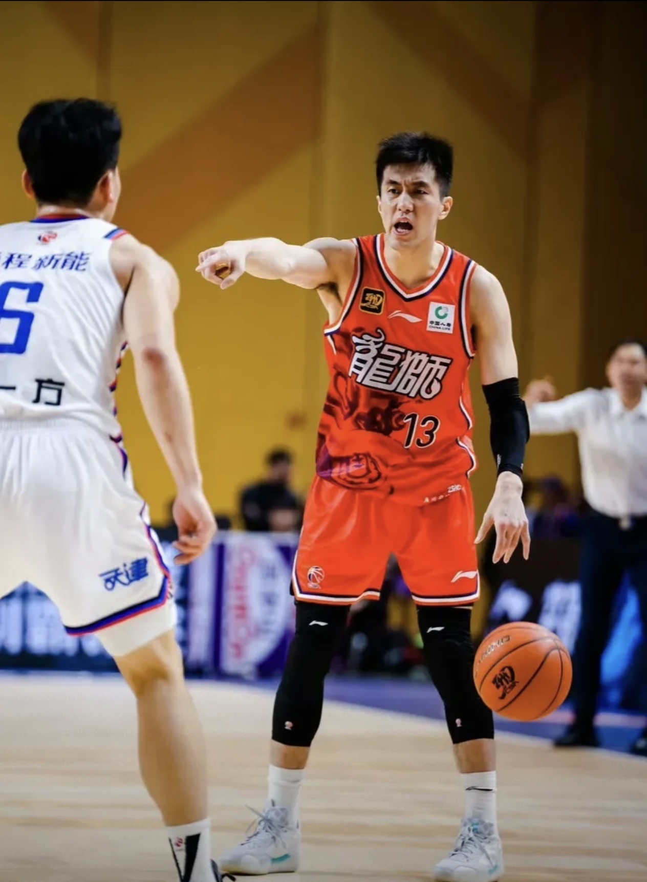 南宫娱乐平台 -清晨广州队调整名单以备NBA常规赛；止住颓势环节打磨；引发热议；阵容厚度经受考验的简单介绍