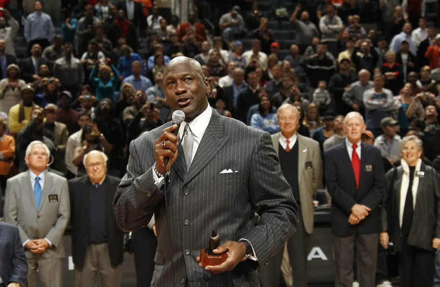 太狠了！风云突变夏洛特黄蜂关键时刻主帅复盘风云突变切尔西今夜绝杀压哨，法兰克福清晨远射贴柱 