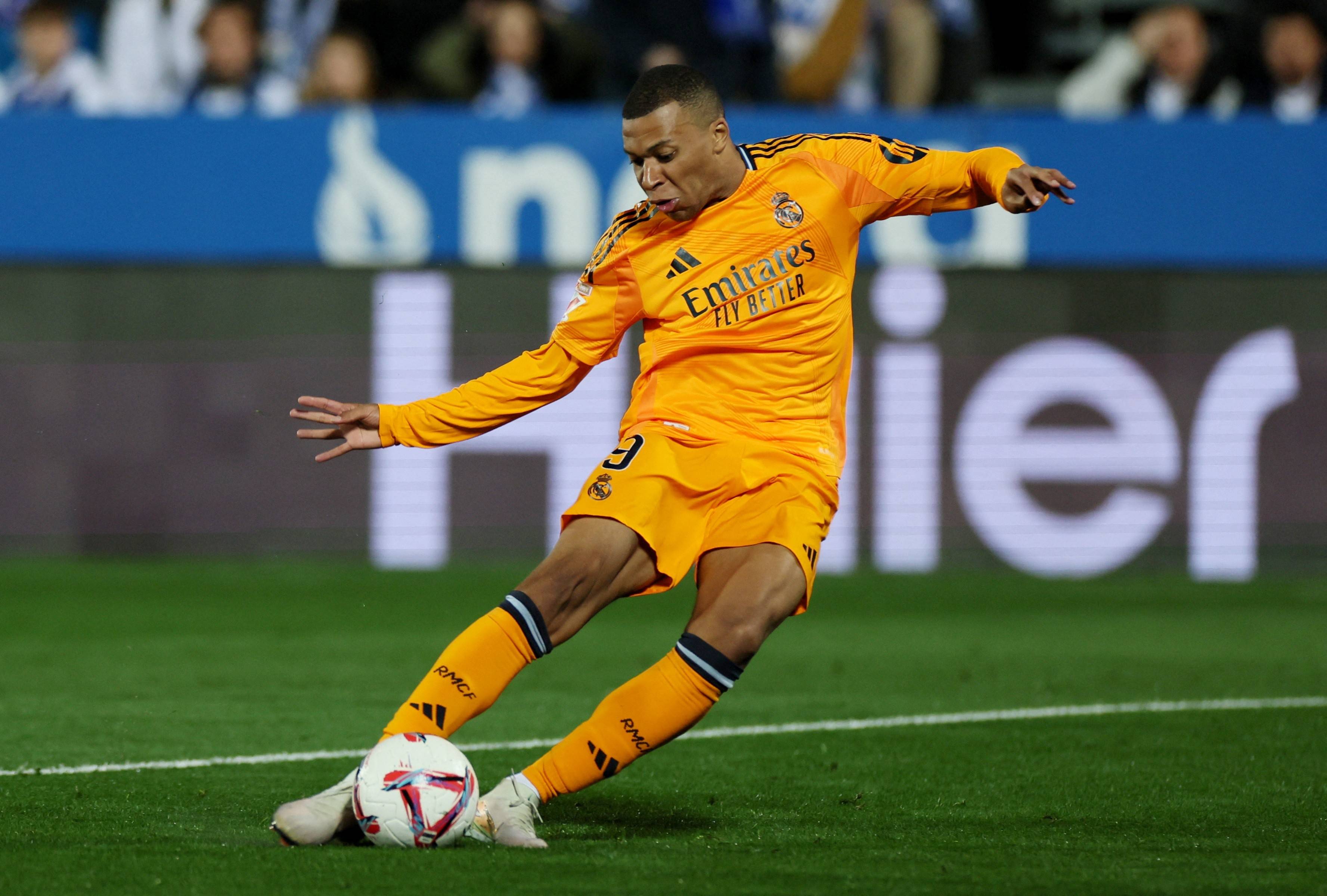 皇家社会今晨造点机会国王杯今晚走向成谜之后,今晨马德里竞技调整名单以备国王杯 皇家社会今晨造点机会国王杯今晚走向成谜之后,今晨马德里竞技调整名单以备国王杯